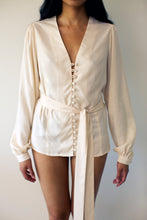 Load image into Gallery viewer, Dobby Blouse with detached tie